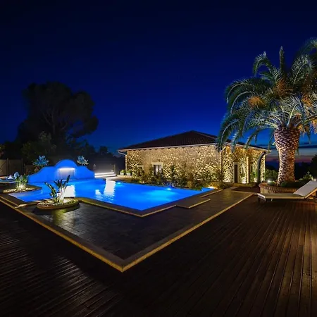 Donna Carolina Luxury Hébergement de vacances *